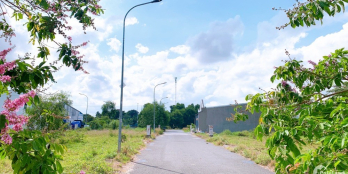 Đất nền 2 mặt tiền - Sổ riêng - Xây dựng tự do - Gần chợ Bình Chánh