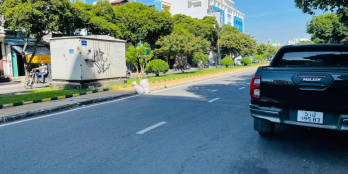 Bán nhà mặt tiền đường 25m ngay trung tâm quận Tân Phú 3 tầng,kd đỉnh