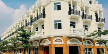 nhà phố liền kề mặt tiền đường thống nhất - làng đại hoc quốc gia hcm