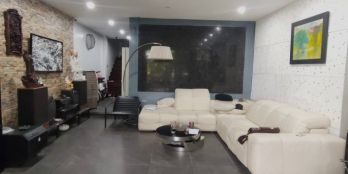 BÁN NHÀ MẶT PHỐ HỒ TÂY- TÂY HỒ- NHÀ ĐẸP MỚI XÂY HƠN 2 NĂM. KINH DOANH SẦM UẤT.