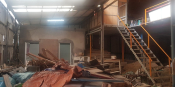 Giá thuê bất ngờ, kho xưởng 310 Nghi Tàm, Tây Hồ, DT 400m2, mt 6m