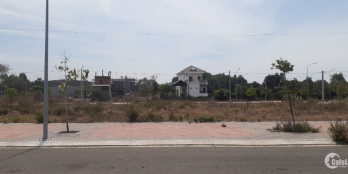 Bán đất Hòa Long mặt tiền nhựa 18m, làm việc chính chủ