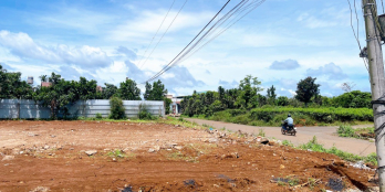 (CỰC HIẾM) BÁN ĐẤT SỔ HỒNG 140M2 TRUNG TÂM THỊ TRẤN LỘC AN 700TR (chính chủ)