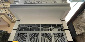 Bán nhà đẹp 40m2 4tầng 4.5 tỷ ngõ rộng, gần ôtô, phố Trần Thái Tông Cầu Giấy(2)