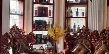 Bán toà nhà lâu đài Đ.CMT8 DT270m2_5L giá chỉ 62tỷ tặng Full nội thất cao cấp