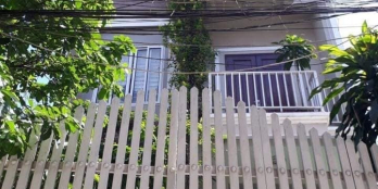 Bán nhà Đức Giang 55m 5T Phân lô ngõ thông ô tô vào nhà. Giá chỉ 5.3 tỷ