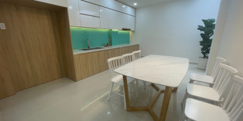 Sang gấp nhà 1 trệt 1 lầu dt 4 x 15.5m khu cư xá điện lực trường thọ thủ đức