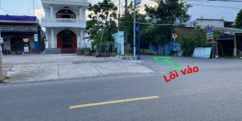 Cần vốn kinh doanh bán gấp lô đất ngay chợ Châu Pha