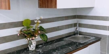 Bán CCMN Mỹ Đình, 75m2, 8T, 18PKK, ô tô, lô góc, DT 100tr/tháng, giá 11 tỷ