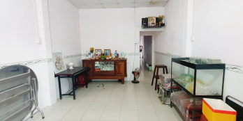 Bán nhà cạnh QL13 HBC Thủ Đức, 5m x 14m, VUÔNG VỨC, Chỉ 44tr/m2, Giá rẻ