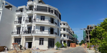 BÁN NHÀ MẶT TIỀN KINH DOANH CÓ SHR SANG TÊN NGAY, GIÁ TLM