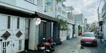 Hot: Đẹp Siêu Phẩm Nhà 3 Tầng,4PN,DT:120m2,Đường Hà Huy Giáp,Quận 12,Giá 5 tỷ 95