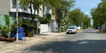 Bán đất khu dân cư 13A Hồng Quang, Bình Chánh. 5x18m có SHR giá 2.4 tỷ