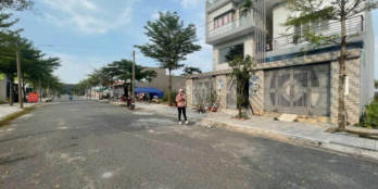 Bán Đất 130m2 , Đường Nhựa 42m Cách Mặt Tiền Trần Văn Giàu 500m , Sổ Hồng Riêng