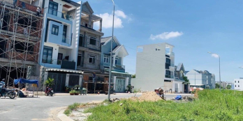 Công chứng sang tên ngay lô đất MT Hoa Lan, Tân Chánh Hiệp, Q12. 5x18m giá 2.4tỷ