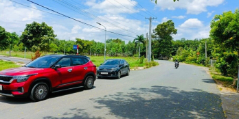 BÁN ĐẤT 700TR MẶT TIỀN ĐẦU Đ.PHÙNG HƯNG LIỀN KỀ Q9.CÓ SỔ CK 100TR DUY NHẤT 1LÔ.