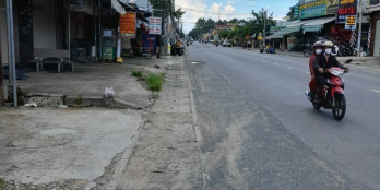 Cần bán căn nhà mặt tiền Lý Thái Tổ, 4.8x23m, shr có thổ, nhà đang cho thuê.