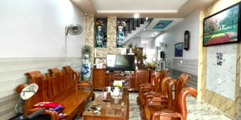  Bán nhà Trệt, 1lầu,ST,DT:5 x 20m-Đường Lê Thị Riêng-P.Phước Nguyên -BÀ RỊA