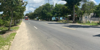 Cần bán gấp nền đất mặt tiền QL55 cực đẹp