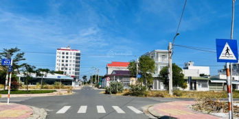 Bán đất tái định cư K8 Cam Lâm Khánh Hòa full thổ cư đường nhựa rộng 20m.