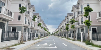 Đón sóng Centa Riverside với căn biệt thự sân vườn 135m2 giá đáy chỉ 7,7 tỷ