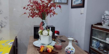 Nhà Q1 cách mặt tiền 20m, 8mx10,3m ,1trêt 2 lầu 1 sân thượng Công Quỳnh