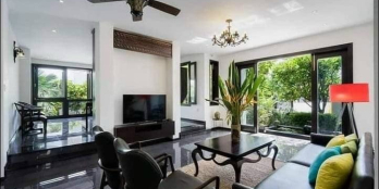 Gia chủ cần bán biệt thự sân vườn đầy tâm huyết đường Xuân Thủy, 567.8m2, 60 tỷ