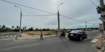 Đất giá đc 5 lô Đất cần bán lại, di chuyển 5p ra Biển Tuy Hoà