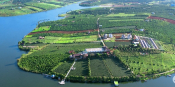 Bán lại lô đất tấm huyết giáp mặt nước hồ Phúc Thọ Lâm Hà