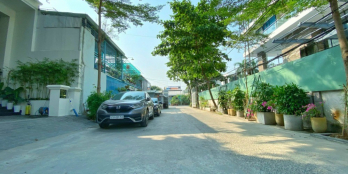 Chính chủ bán đất đường Quốc Hương, cách MT 20m , DT 8x22m, GPXD 5 tầng, 30 tỷ