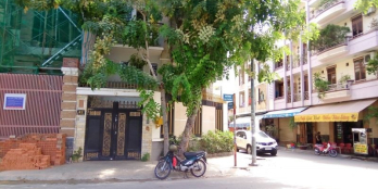 Bán nhà mặt tiền kinh doanh sầm uất đường TT Phú Nhuận nhà 5lầu DT 130m2 giá55tỷ