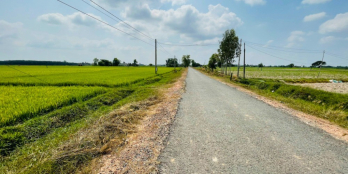 1420m², mặt tiền 7,5m. Có 210m2 tc, Long Khánh, Bến Cầu, TN