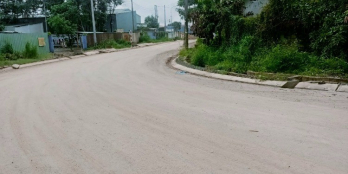 Gia đình cần bán 1000m2 đất có 200mTc đối diện suối tại Đồng Phú