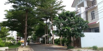 Thanh lý lại lô đất nằm ngay MT Lê Văn Khương Hóc Môn, DT 92m2 Giá 2.3 tỷ SHR