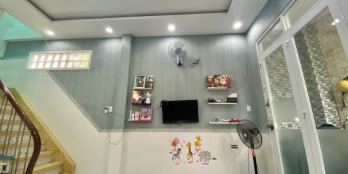 Nhà bán đường Lê Thúc Hoạch 127/ Dt 4x15 1 lầu  giá : 5.1  tỷ bớt mạnh