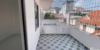 Bán nhà Pháo Đài Láng, Đống Đa, 35m2, 5T, MT 5m,  nhà đẹp ở ngay, nhỉnh 5 tỷ.