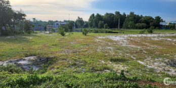 Đất sau dinh Chúa Cậu phủ hồng, 2 mặt tiền đường giá rẻ nhất