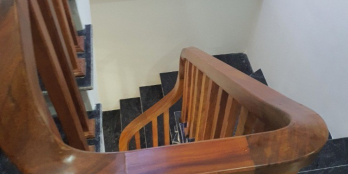 Cho thuê nhà riêng Bát Khối-nhà mới kính cong-full nội thất-10 triệu-vào ở luôn