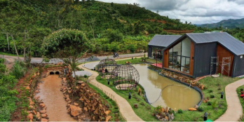 Bán đất kế công viên. View núi đồi, Suối tự nhiên