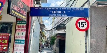 Bán nền tặng kèm nhà cũ 1 trệt 2 lầu gần ngay chợ Xuân Khánh