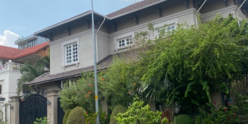 Tôi cần bán gấp biệt thự, phường Thảo Điền, Q2, mặt tiền sông 40m, CN