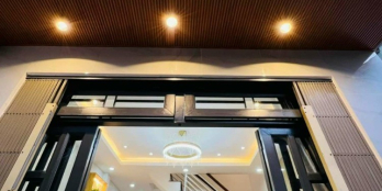 Chủ NGỘP BANK, cần ra gấp nhà TRUNG TÂM QUẬN 7 _ HẺM THÔNG ngay LotteMart