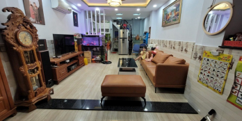 TÂN BÌNH, CĂN GÓC ĐẸP, LẠC LONG QUÂN, Phường 9, 40m2, 2 tầng, 5 tỷ 350