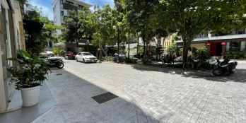 BÁN NHÀ PHÂN LÔ NGUYỄN CHÍ THANH ĐỐNG ĐA- KHU VIP -VỈA HÈ- Ô TÔ TRÁNH- DÂN TRÍ C