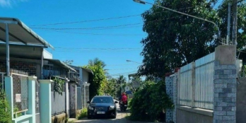 NHÀ MỚI XÂY ĐƯỜNG Ô TÔ NGAY TRUNG TÂM TP