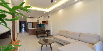 Bán toà Apartment MP Trịnh Công Sơn, 200m, 8T, MT11m, DT 500tr/tháng, giá 150 tỷ