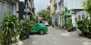 Nguyên căn HXH 10m CMT8, chỉ 12 triệu/tháng