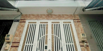 Nhà phố 1 trệt 2 lầu sân thượng, đường Huỳnh Tấn Phát