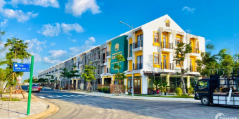 Chủ cần bán gấp nhà 3 tầng mặt sông Hội An 2 mặt thoáng cạnh CASINO giá CĐT