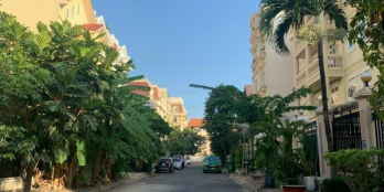 Cần bán nhà MT góc đường Trần Nhật Duật,P Tân Đinh Q1,DT 10x20m, GIá 90 tỷ HĐT 1